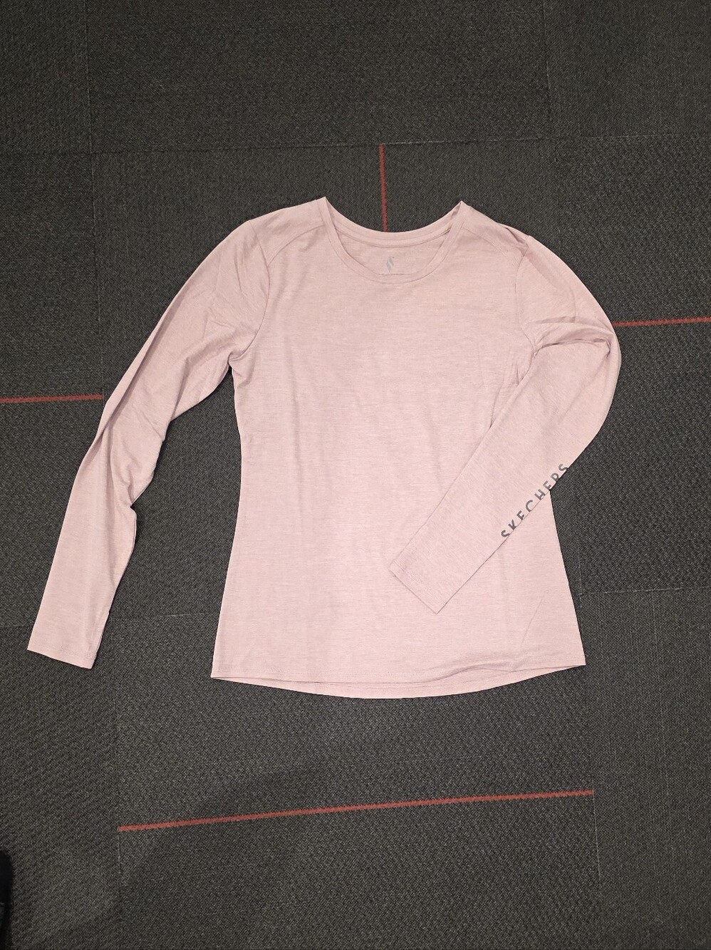 Skechers Women's Long-Sleeve Crew Neck Athletic Top - Pale Pink